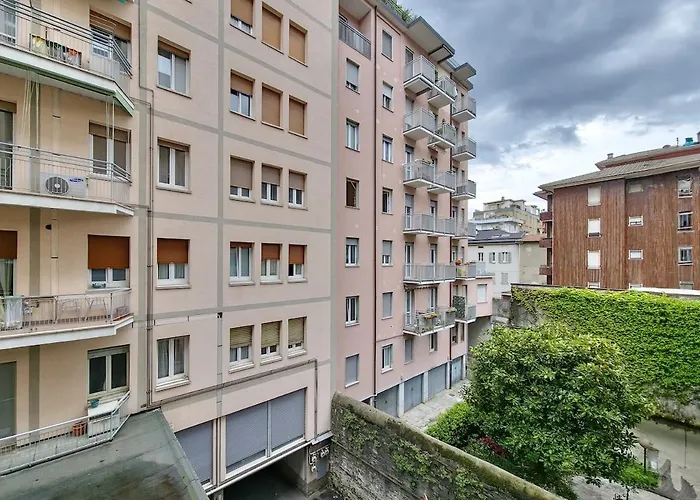 Viale Varese - In Pieno Centro Daire *