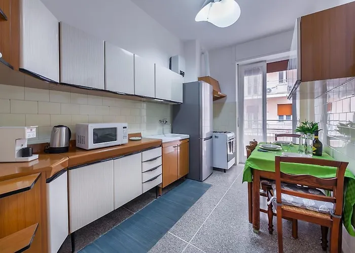 Viale Varese - In Pieno Centro Daire *
